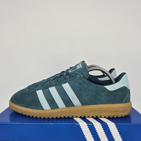 New adidas Bermuda Mystery Green Men's Running Shoes Size 9 - Picture 1 of 8